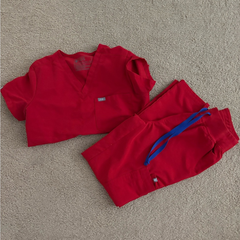 Figs Red Womens Scrub Set